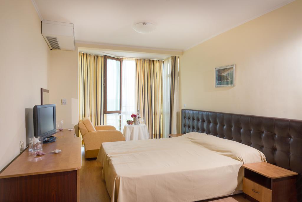 Perla Sun Beach Hotel Primorsko Exterior photo